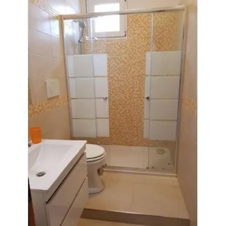 Three-room With Air Conditioning And Private Parking - Torre Dellorso